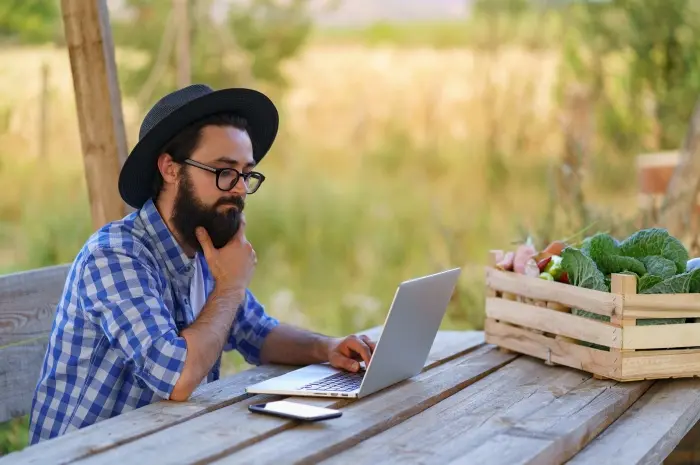 Memilih Platform Freelance