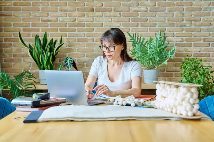 Mengadakan Kelas Online