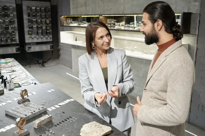 Permintaan Tinggi terhadap Perak sebagai Komoditas yang Multifungsi