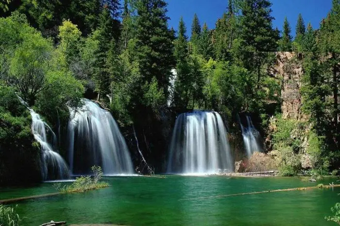 Tempat Wisata di Tanah Laut, Dari Keindahan Air Terjun Hingga Pantai Memukau