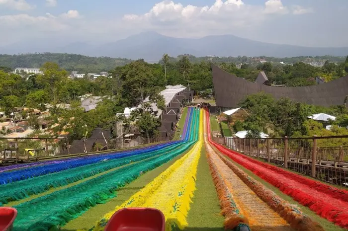 Harga Tiket Masuk Dusun Semilir